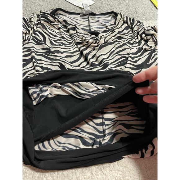 NWT George Simonton Says Womens Medium Zebra Long Sleeve Top Black Mob Wife QVC - Picture 10 of 13